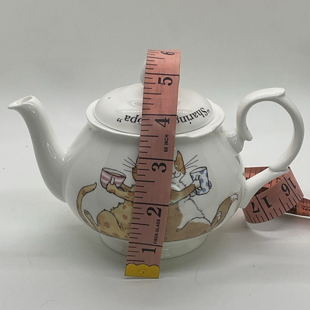 Whittard of Chelsea White Bone China Teapot with Cat Design - Picture 4 of 9